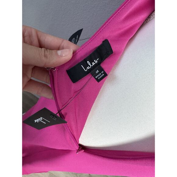 NWT Lulu’s Keep It Interesting Hot Pink Asymmetrical Halter Maxi Dress Size M - Picture 5 of 5